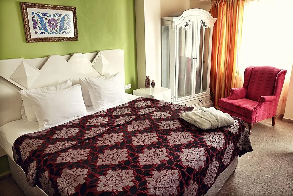 Urla Pera Hotel 3*,